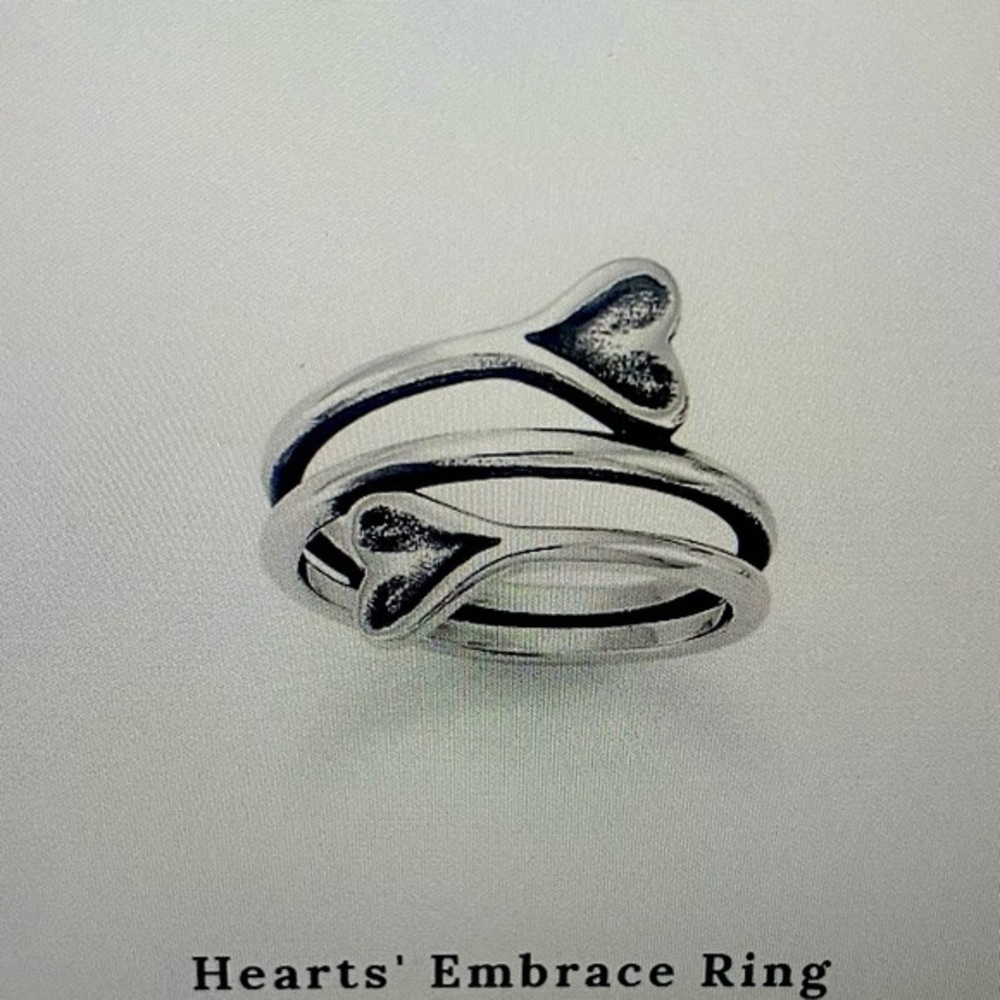 Heart’s Embrace Ring got it 6 months ago, and barely use.